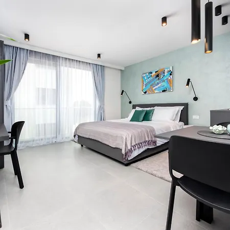 Luxury Residence Levante 2 Rovigno Esterno foto