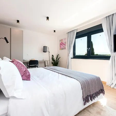 Luxury Residence Levante 2 Rovigno Esterno foto